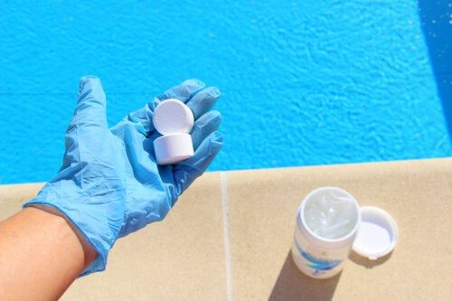 Possíveis efeitos do cloro das piscinas na saúde das crianças