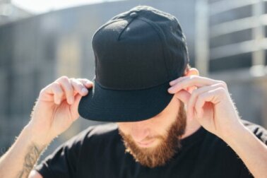 7 dicas para limpar bonés e chapéus adequadamente