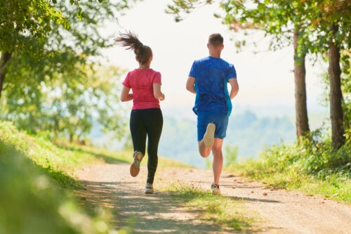 Causas da dor no joelho ao correr e exercícios recomendados
