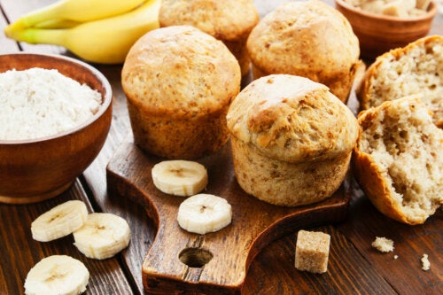 Siga estes passos para fazer os muffins de aveia e banana perfeitos