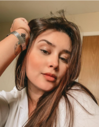 Jovem tem bartolinite após passar horas sem urinar e com calça jeans apertada