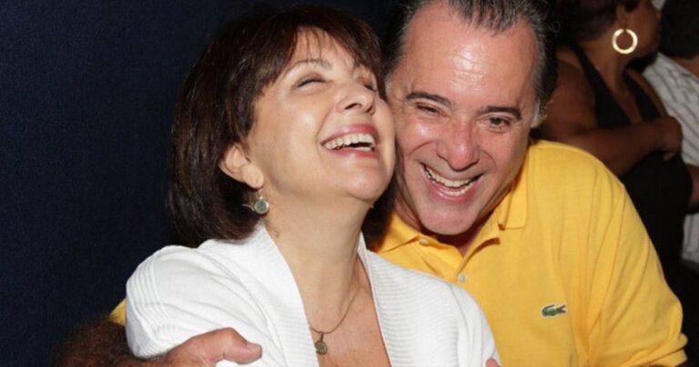 Tony Ramos revela que segredo para casamento de 50 anos é admirar a esposa: "Linda e fascinante"