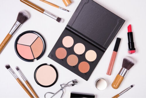 Kit de maquiagem para todas as ocasiões: elementos básicos