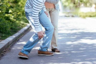 Quais podem ser as causas da fraqueza no corpo?