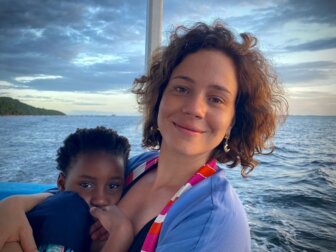 Leandra Leal se declara à filha Júlia: "Você é o que me dá sentido"