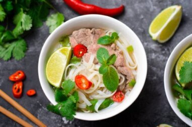 O que é a sopa Pho e quais são seus benefícios?