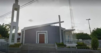 Diocese afasta padre que confessou ter feito sexo com o noivo de um casamento celebrado por ele