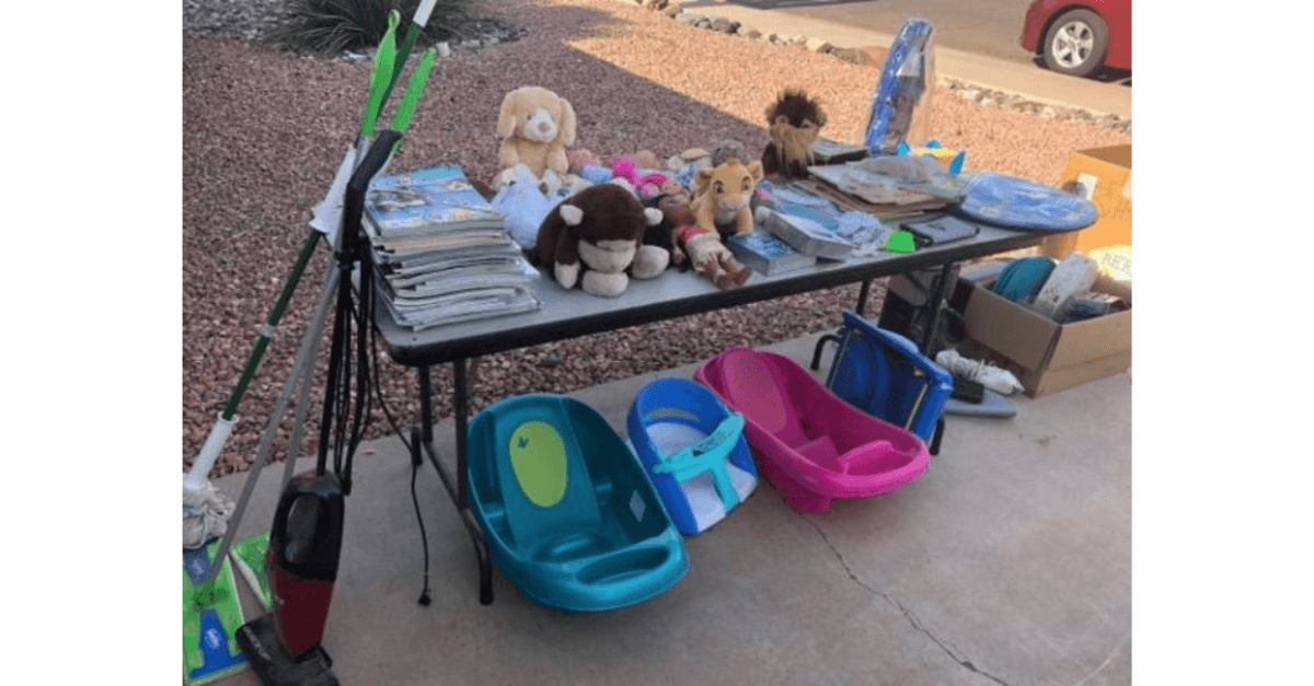 Família vendeu brinquedos para pagar suas dívidas.