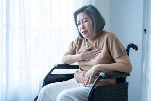 O abraço da esclerose múltipla: causas e dicas