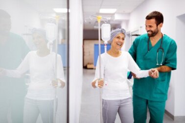 Quimioterapia para o câncer de mama: tipos e fases