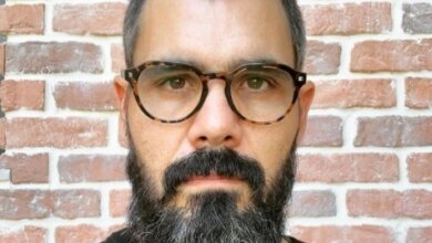 Juliano Cazarré fala sobre a dificuldade de ser católico no meio artístico