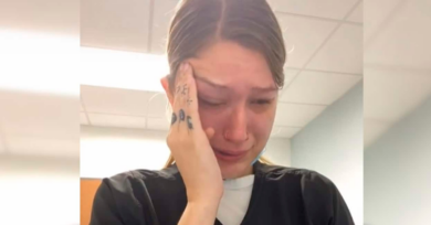 Mãe chora ao ser obrigada a voltar ao trabalho 12 dias após parto de bebê prematura