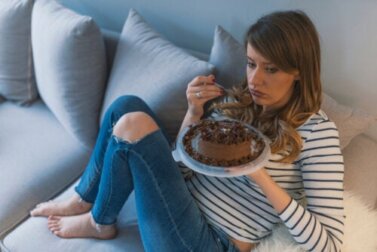 Por que o estresse aumenta o apetite?