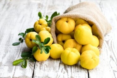 Frutas adstringentes: lista, benefícios e usos