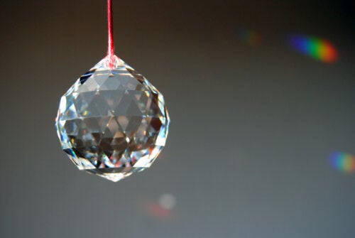 Bola de Feng Shui: o que é e como integrá-la na decoração da casa