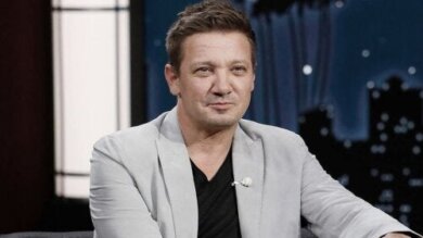 Estes são os graves ferimentos de Jeremy Renner após o acidente com o limpa-neve