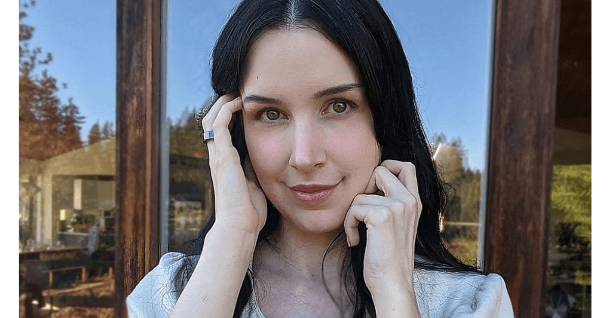 Influenciadora Viraliza Por Baixa Quantidade De Banhos Durante O Ano: Tomou Só 37 Em 2022 3 2025 word3