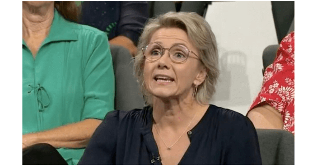 Quebrando paradigmas: Mulher de 50 anos traída, se divorcia e comemora namorando homens mais novos que ela