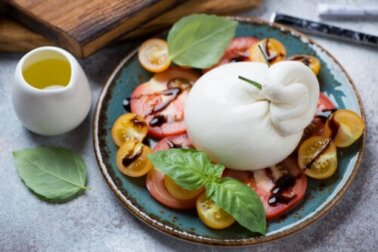 Burrata: o que é e quais são seus benefícios