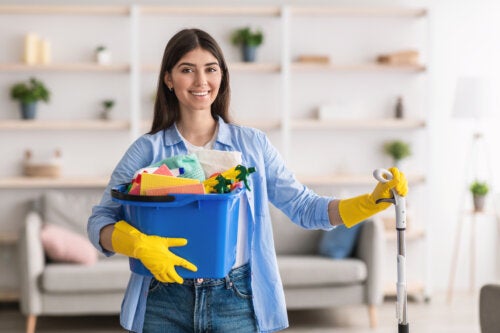 Aprenda a criar um plano de limpeza semanal perfeito para sua casa