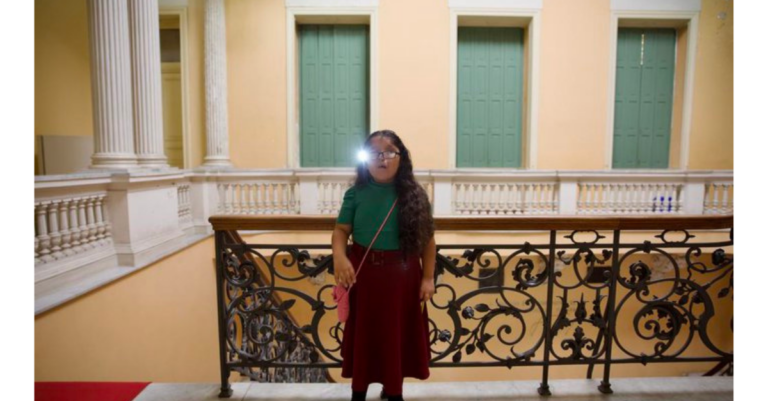 Óculos com IA ajudam crianças cegas a ler