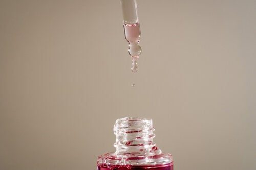 Bakuchiol: o "retinol vegetal" é tão bom quanto dizem?