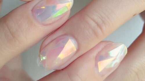 Glass nails: o que são e como fazer?