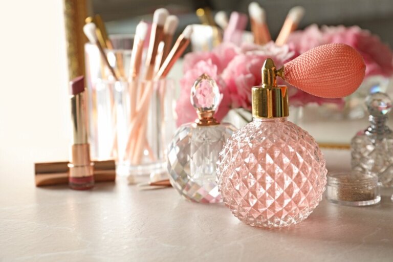 Perfume, eau de parfum, eau de toilette ou eau de cologne: qual escolher?