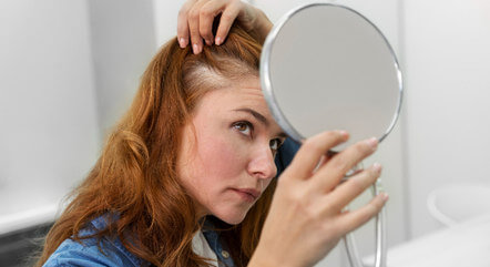 Shampoo a seco pode danificar o cabelo?