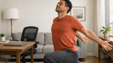 Como montar uma sequência curta de mobilidade para destravar o corpo antes de sentar no trabalho em casa