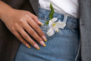 Manicure francesa: 10 ideias modernas para renovar o clássico neste verão