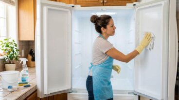 Como fazer uma limpeza profunda na geladeira (e o truque para que ela nunca mais fique com mau cheiro)
