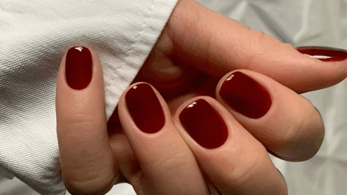 Manicura cereza