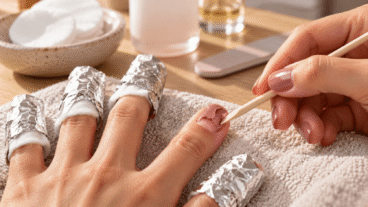 Esmalte em gel: como removê-lo sem raspar nem enfraquecer as unhas