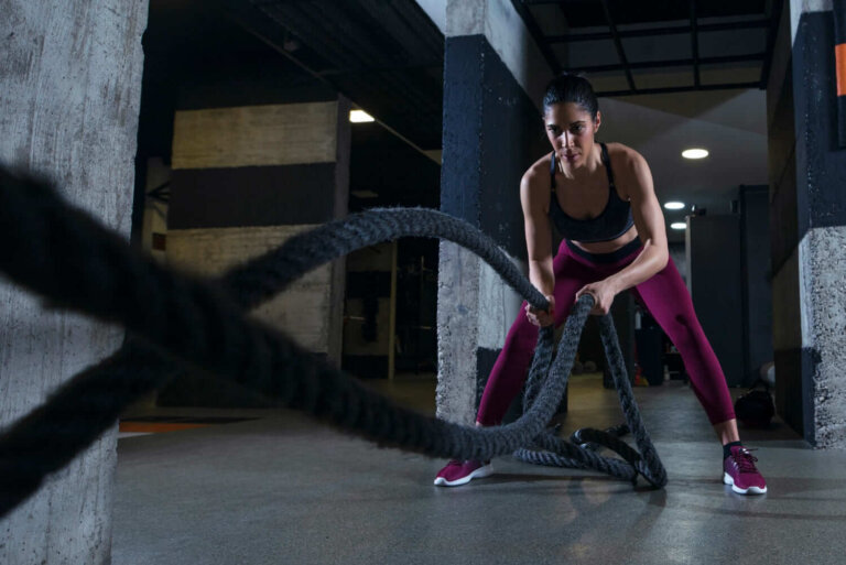 Treino de força e cardio para emagrecer: como organizar o treino para preservar a massa muscular