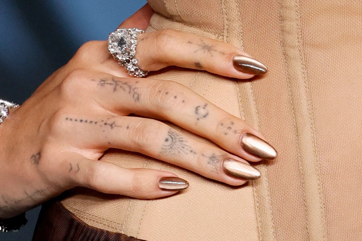 Uñas mocha mousse